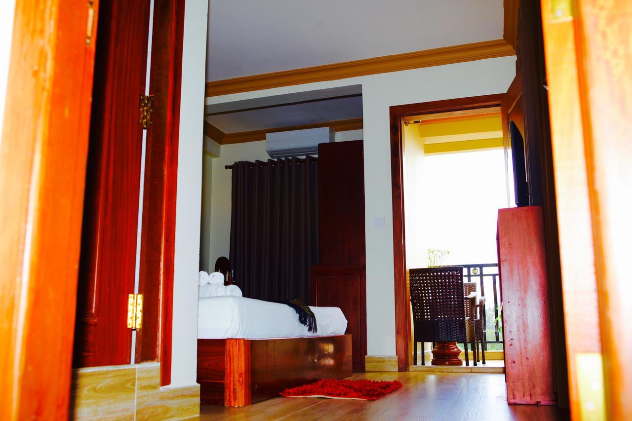 Dynsey Boutique Hotel Phnom Penh Extérieur photo