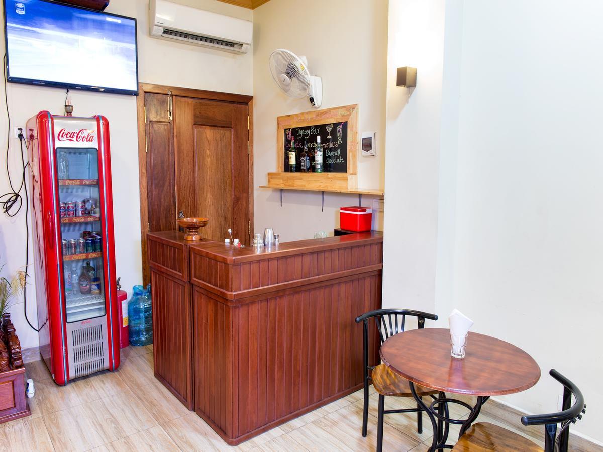 Dynsey Boutique Hotel Phnom Penh Extérieur photo